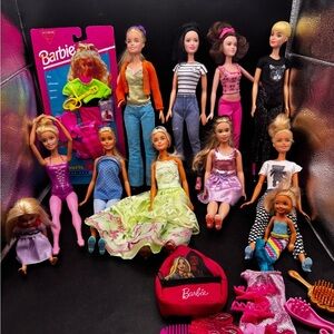 Barbie Dolls Lot of 9 W/ Clothes Shoes Extra Accessories (Lot N ) Mattel